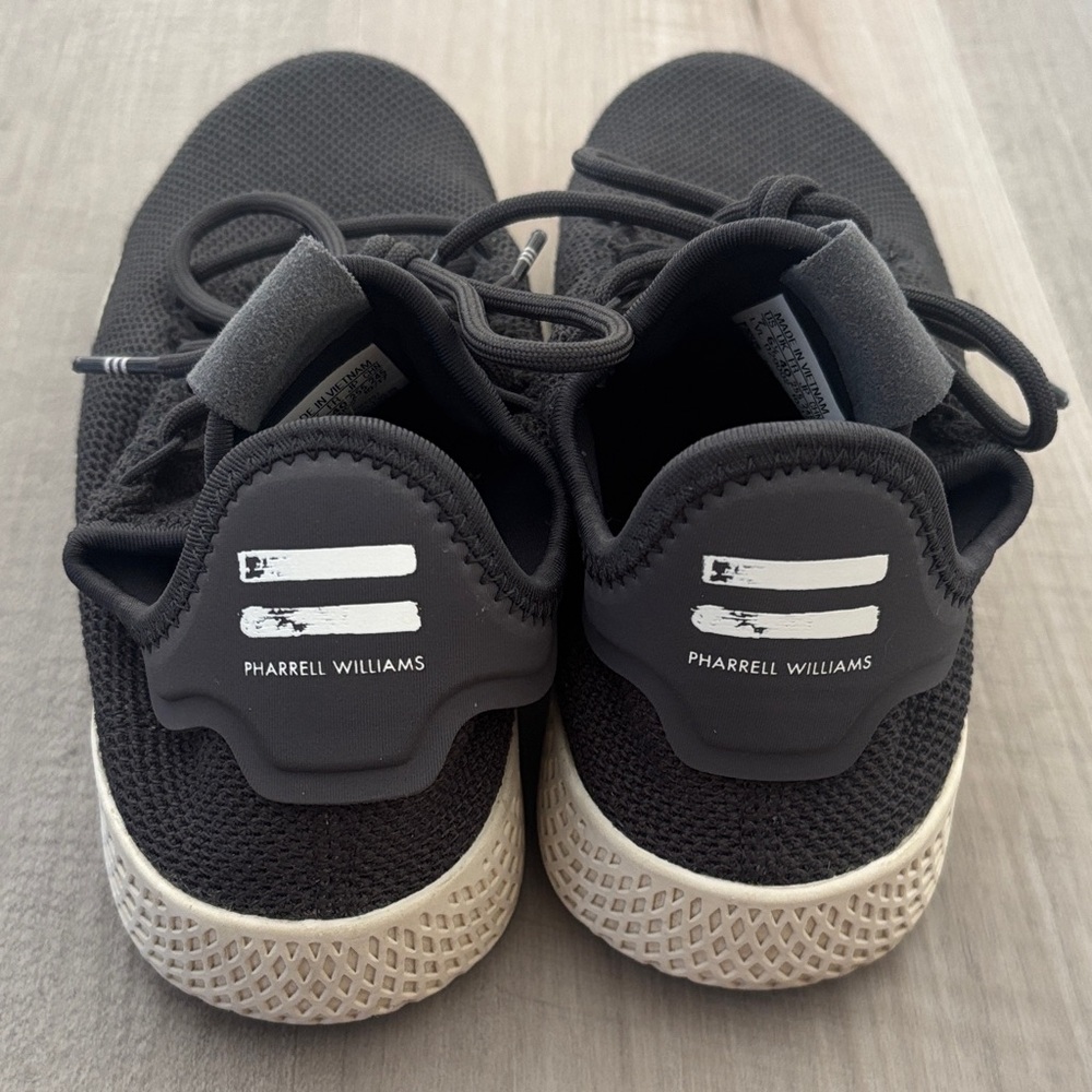 Adidas x Pharrell Williams Tennis Hu sneakers